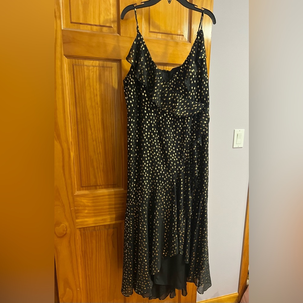MSK BLACK AND GOLD METALLIC CHIFFON DRESS